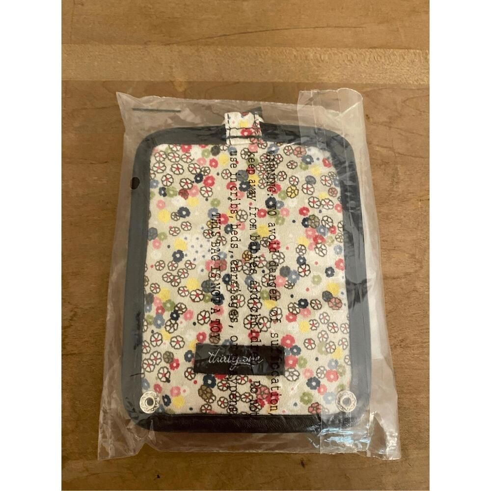 Thirty-one  luggage Tag NWT 295C FREE SPIRIT DITSY floral